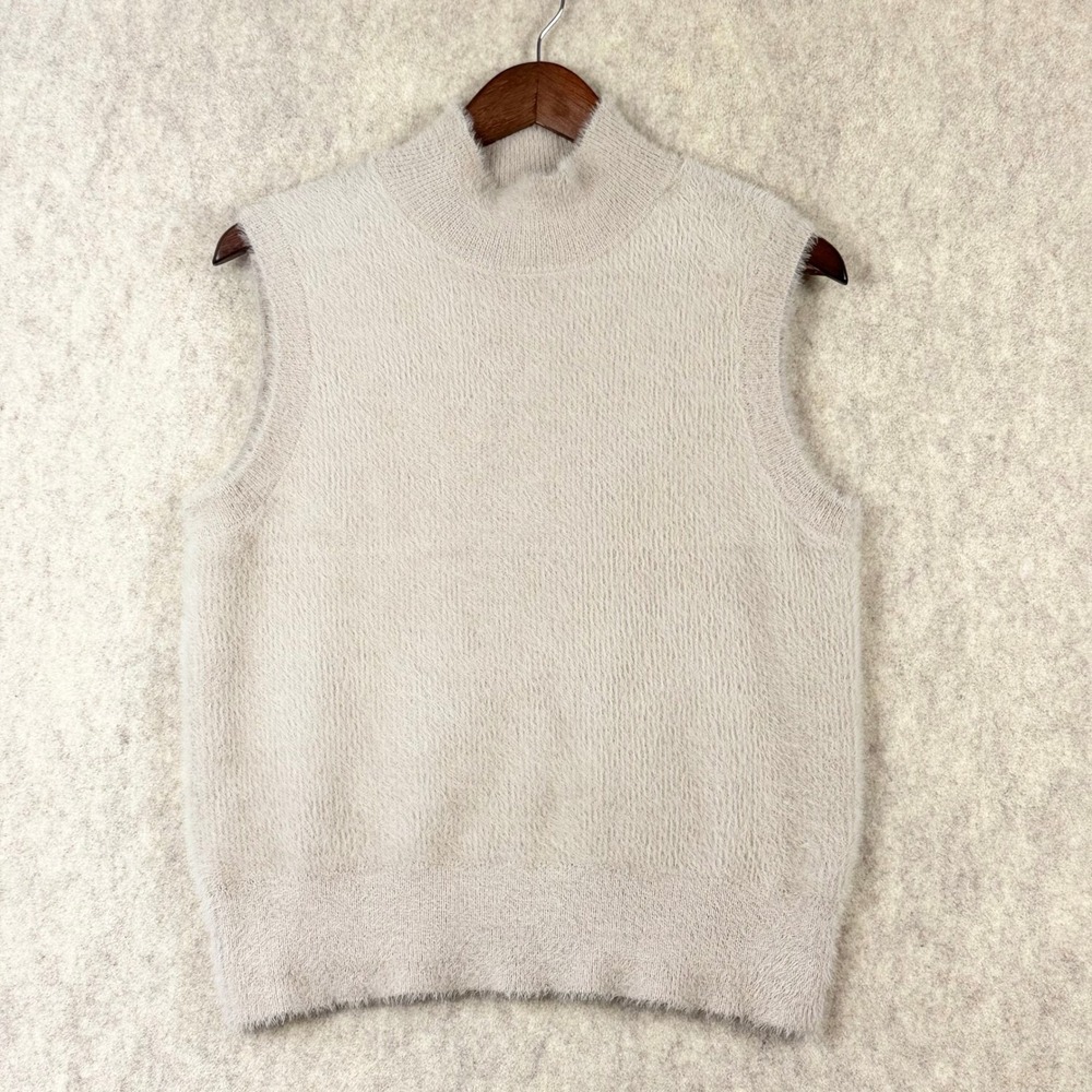 Bailey Women's Mock Neck Yvory Knit Sweater Vest Minimalist 90's Chic Soft Girl